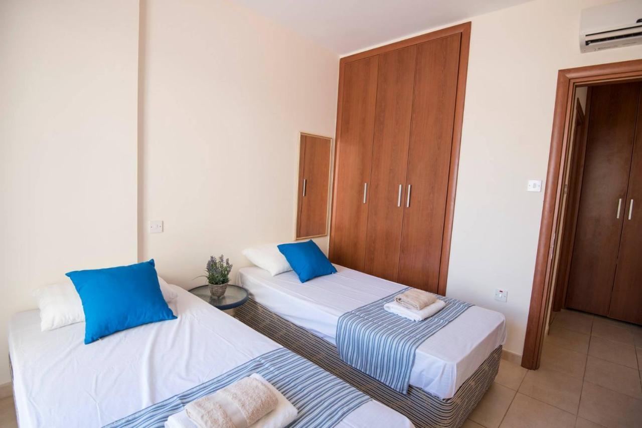 Apartments For Holidays Paralimni Zewnętrze zdjęcie